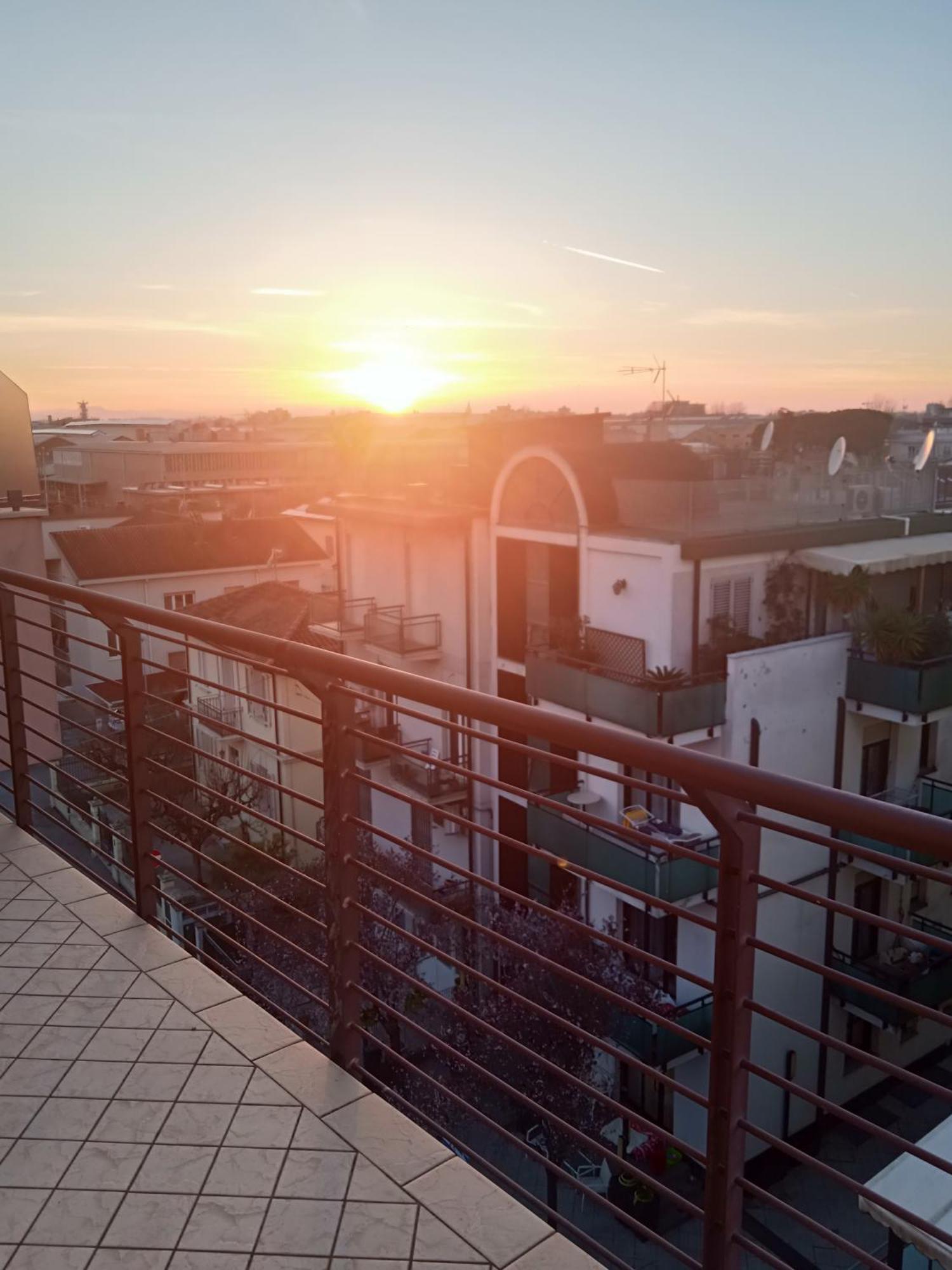 里米尼Il Tramonto公寓 外观 照片